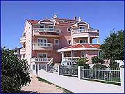 Ferienwohnung Villa Lovorka, Kroatien, Dalmatien, Vodice Sibenik Riviera, Vodice: Blick von Meer aus